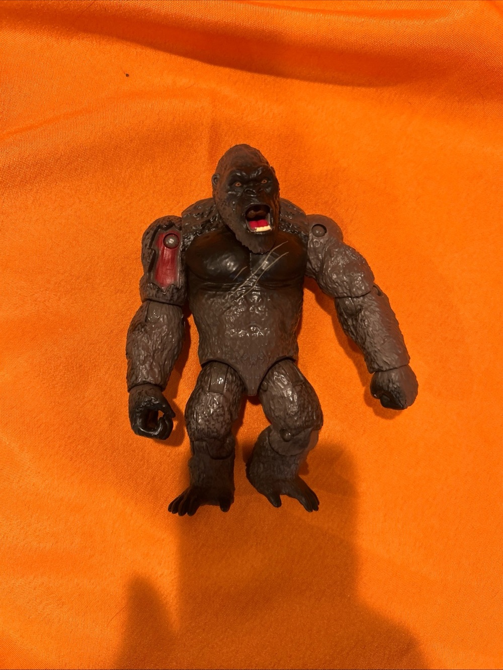 2020 Legendary & WBEI Playmates 6” King Kong Figure Wounded Arm
